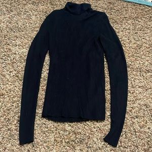 Women’s express turtle neck SOLD